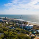 Seacoast Villa 2 Ocean View 2 Blocks From Center Street