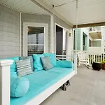 Seaside Villa 101