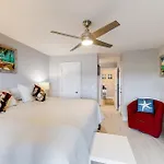 Mariners Cay 75