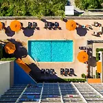 Tides Folly Beach, Charleston\'S Oceanfront Hotel