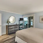 Mariners Cay 52