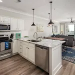 San Souci By The Sea - Your Folly Beach Oasis