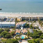 Folliday Inn- The Coronado- Room 11