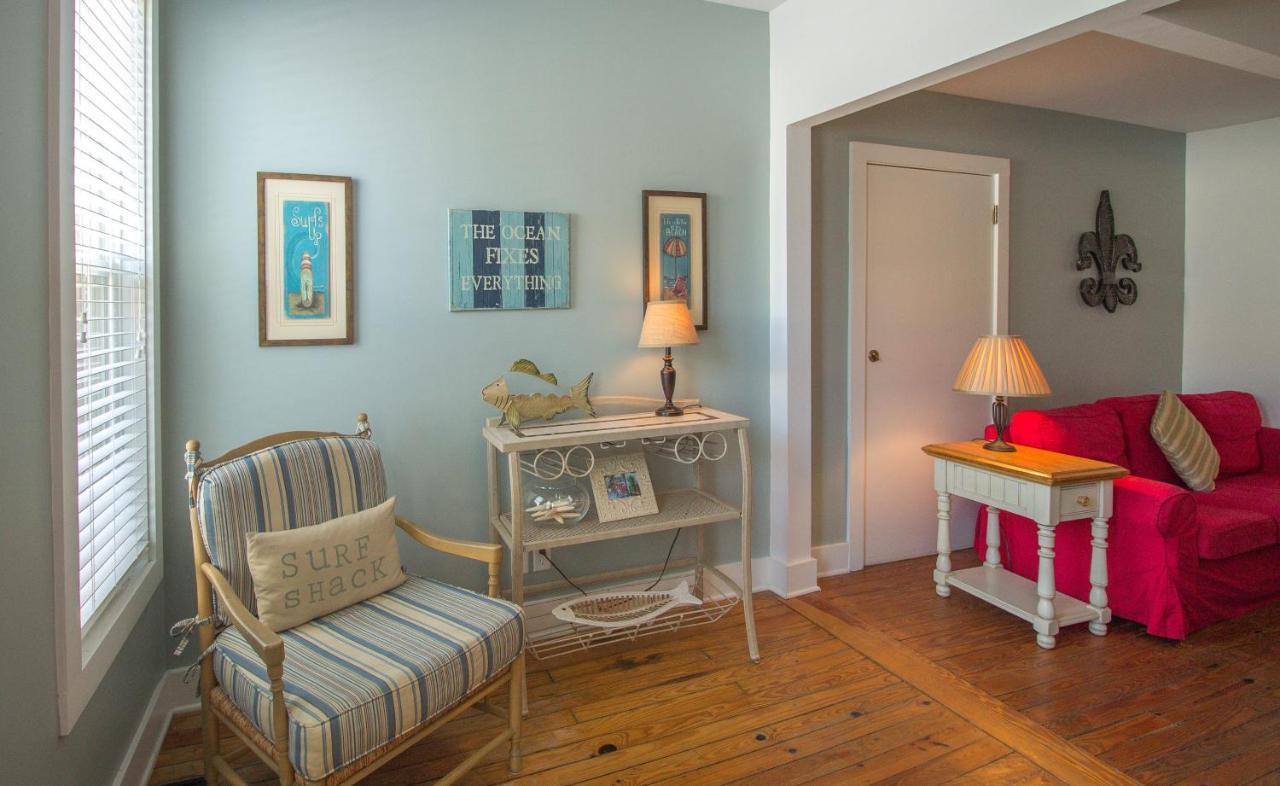 Salty Shack Unit B - Salty Shack - Dog Friendly - Across From The - Location! Villa *