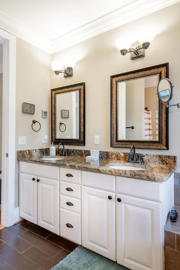 Holiday home 114 W Huron - Castle - Saltwater Pool - Heated Upon Request