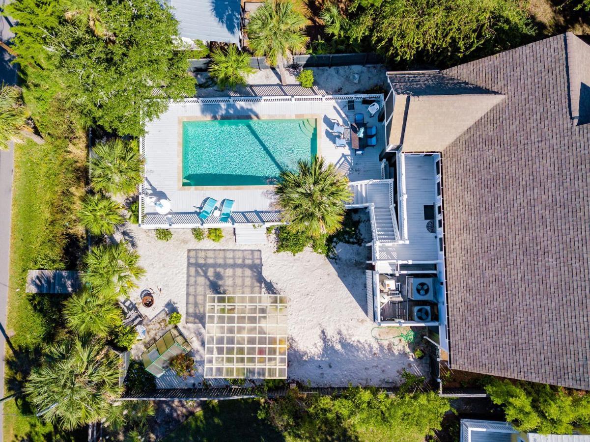 Holiday home 114 W Huron - Castle - Saltwater Pool - Heated Upon Request *
