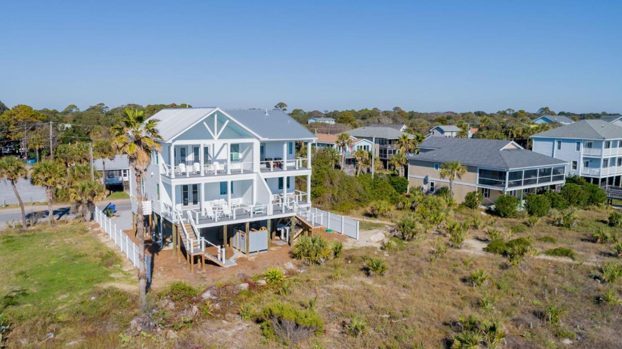 207 E Arctic - Seahorsing Around - Oceanfront - 3 Bedrooms Folly Beach