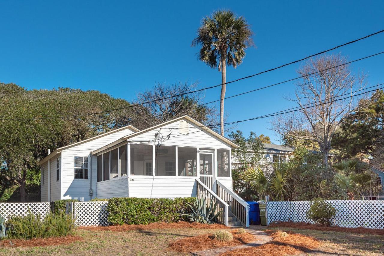 220 W Ashley - Corner - Location