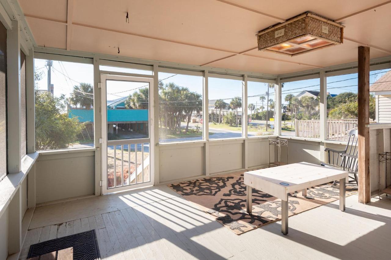 220 W Ashley - Corner - Location *