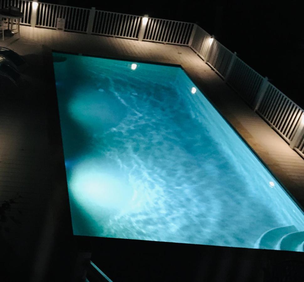 Holiday home 114 W Huron - Castle - Saltwater Pool - Heated Upon Request Folly Beach