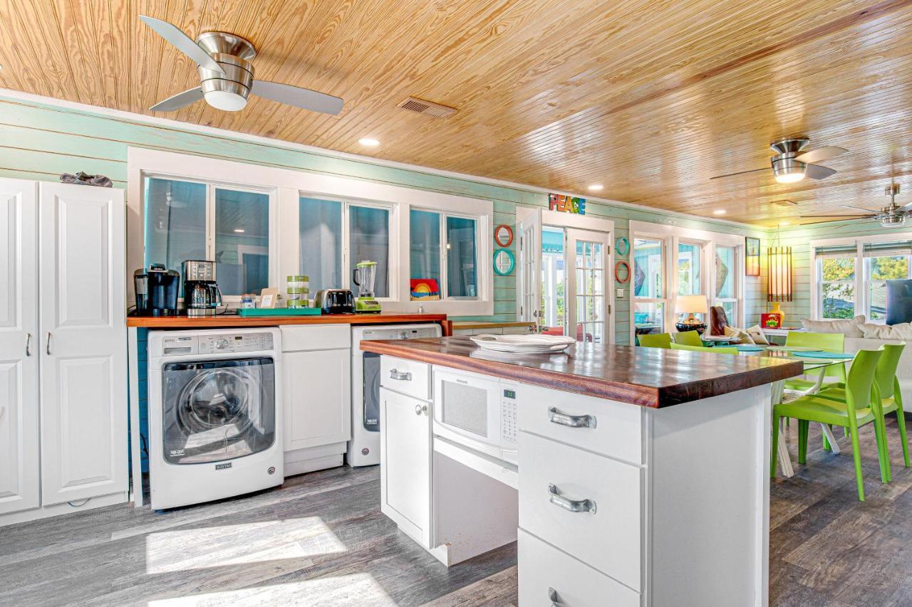 Funky Folly Holiday home *