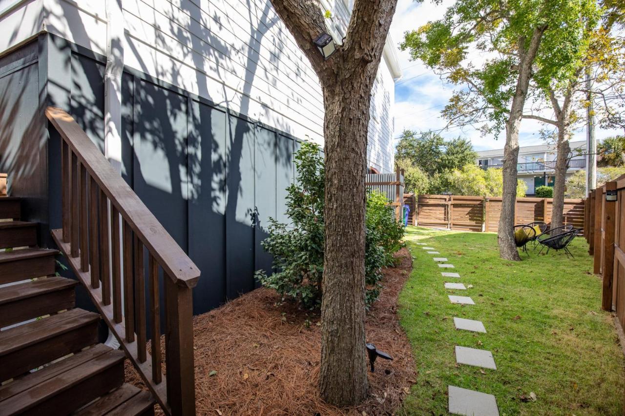 79 Sandbar Ln - Folly In - Renovated Private - Sunset Views Holiday home *