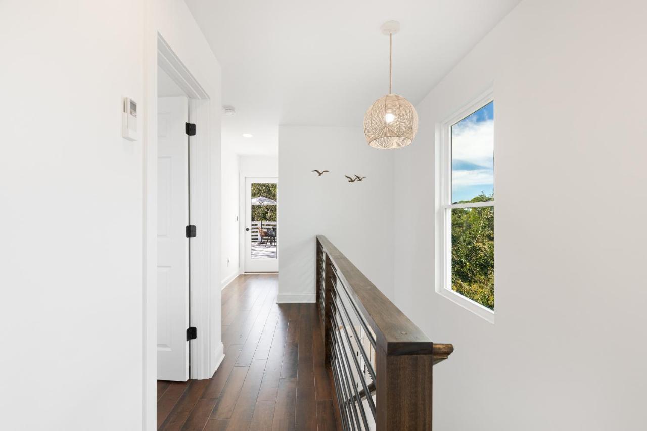 79 Sandbar Ln - Folly In - Renovated Private - Sunset Views Holiday home Folly Beach