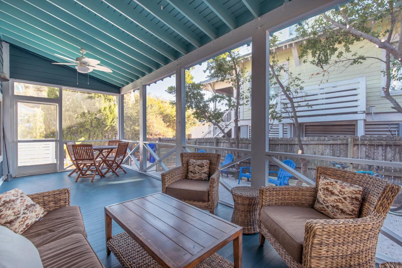 W Cooper 317 Holiday home *