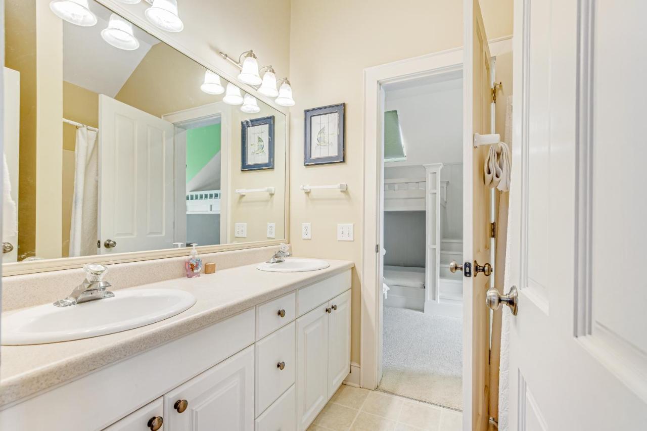 Holiday home Tradewinds Folly Beach