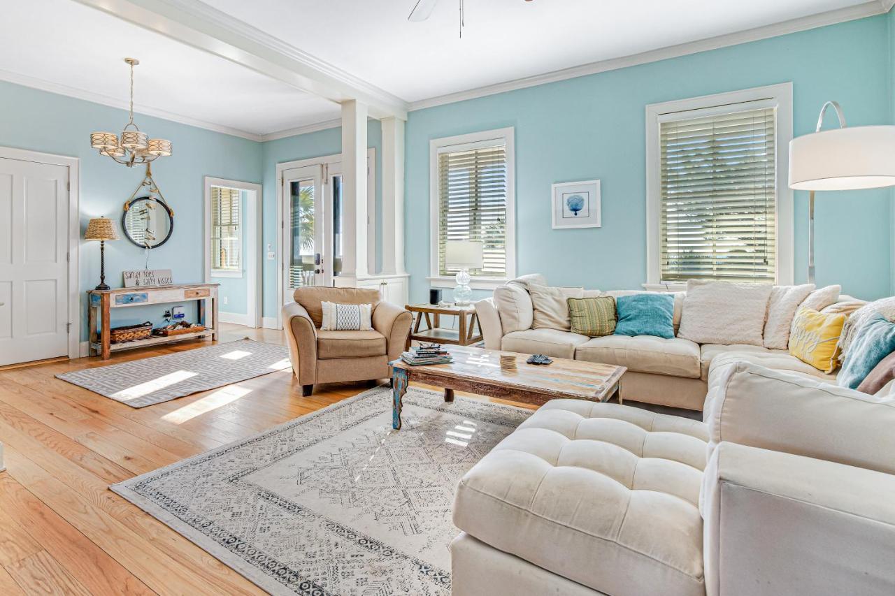 Holiday home Tradewinds