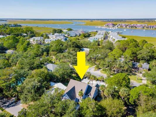 114 W Huron - Castle - Saltwater Pool - Heated Upon Request *