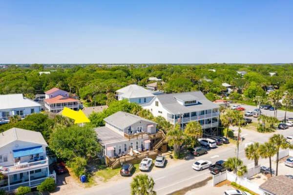 Villa Salty Shack Unit B - Salty Shack - Dog Friendly - Across From The - Location! *