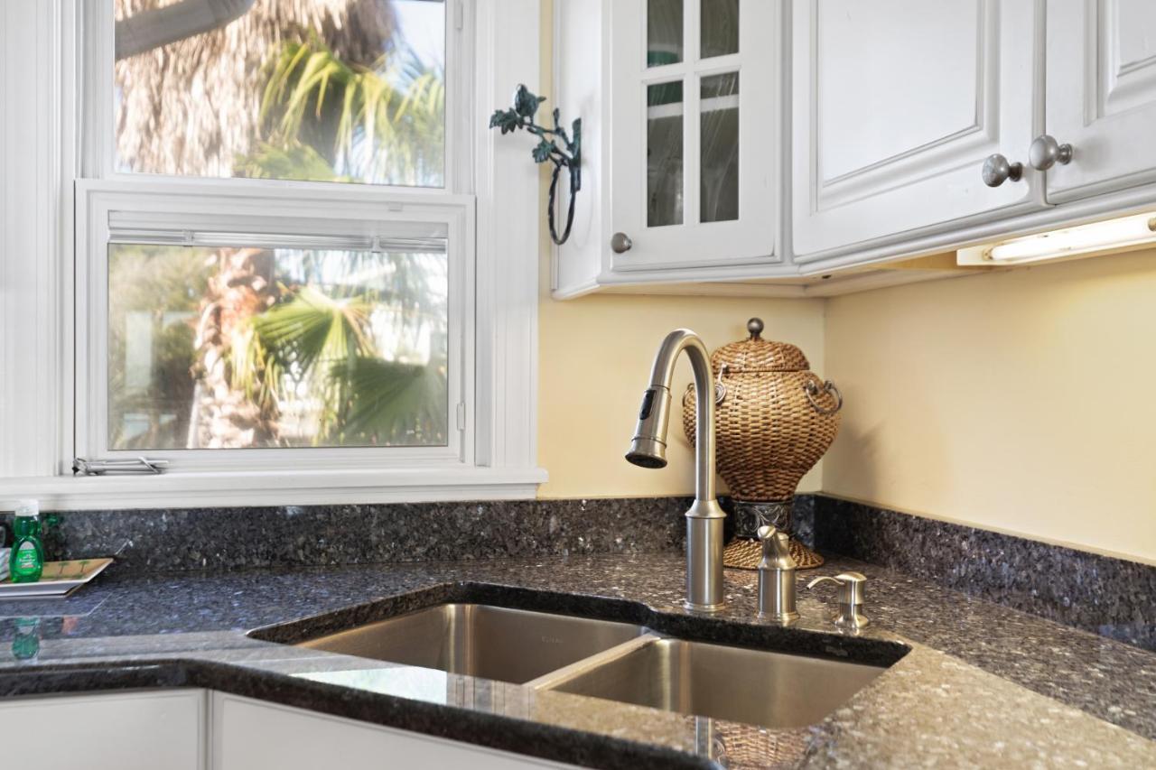 211 E Arctic - Tee Fore Two - Oceanfront - 4 Bedrooms *