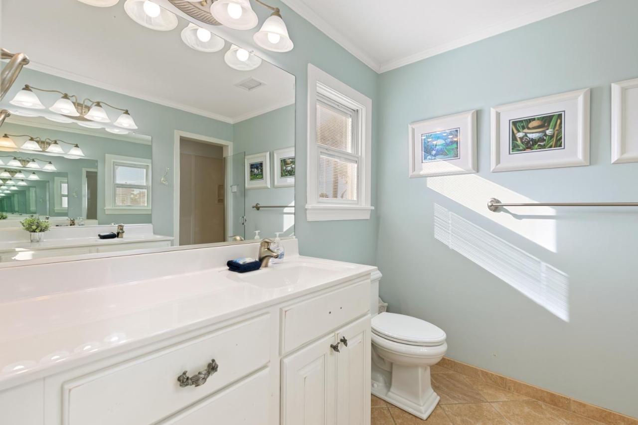 211 E Arctic - Tee Fore Two - Oceanfront - 4 Bedrooms