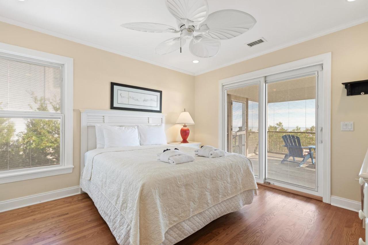 Holiday home 211 E Arctic - Tee Fore Two - Oceanfront - 4 Bedrooms *