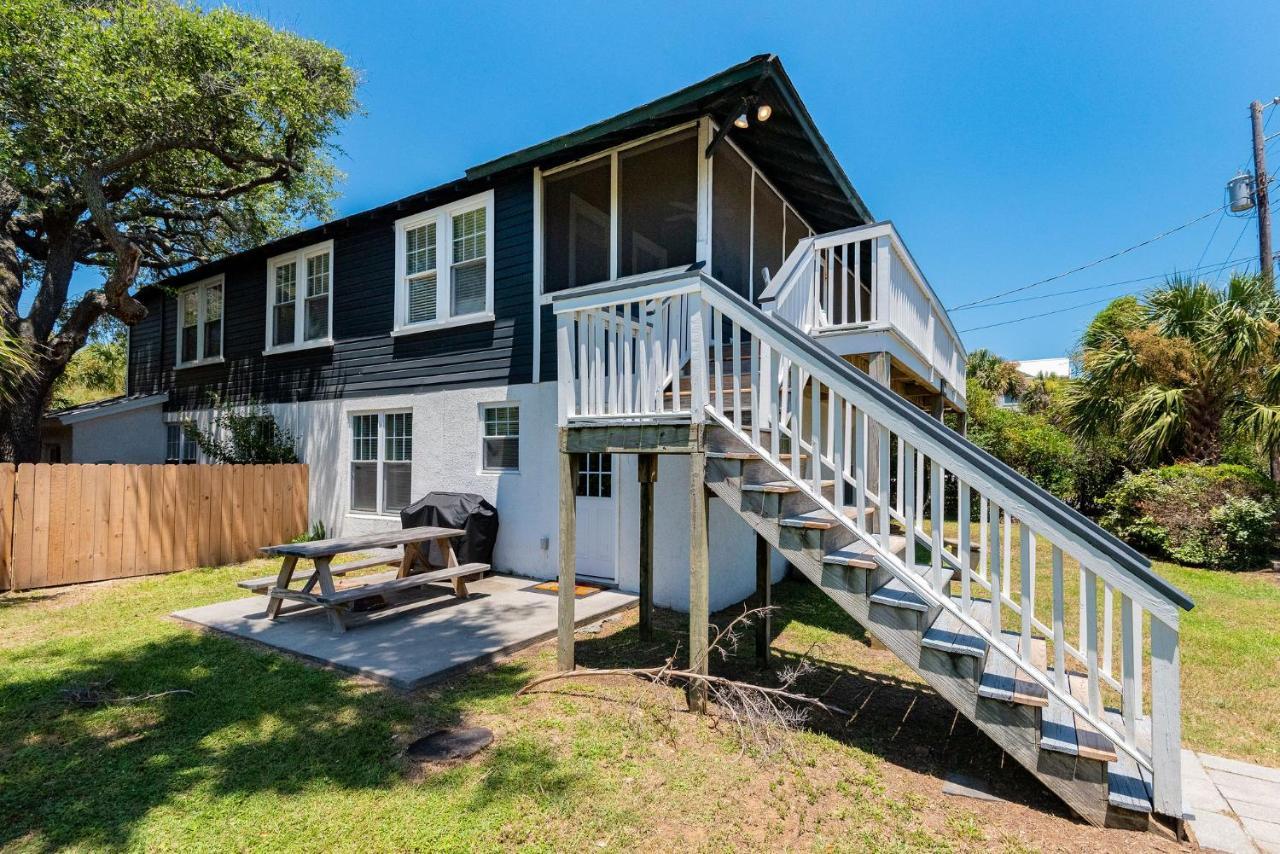 306 E Arctic Ave. Folly Beach
