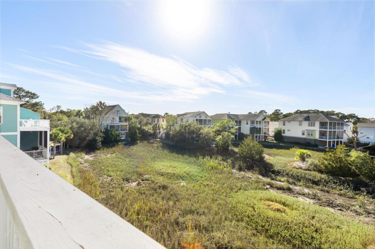 Holiday home 91 Waters Edge Folly Charm
