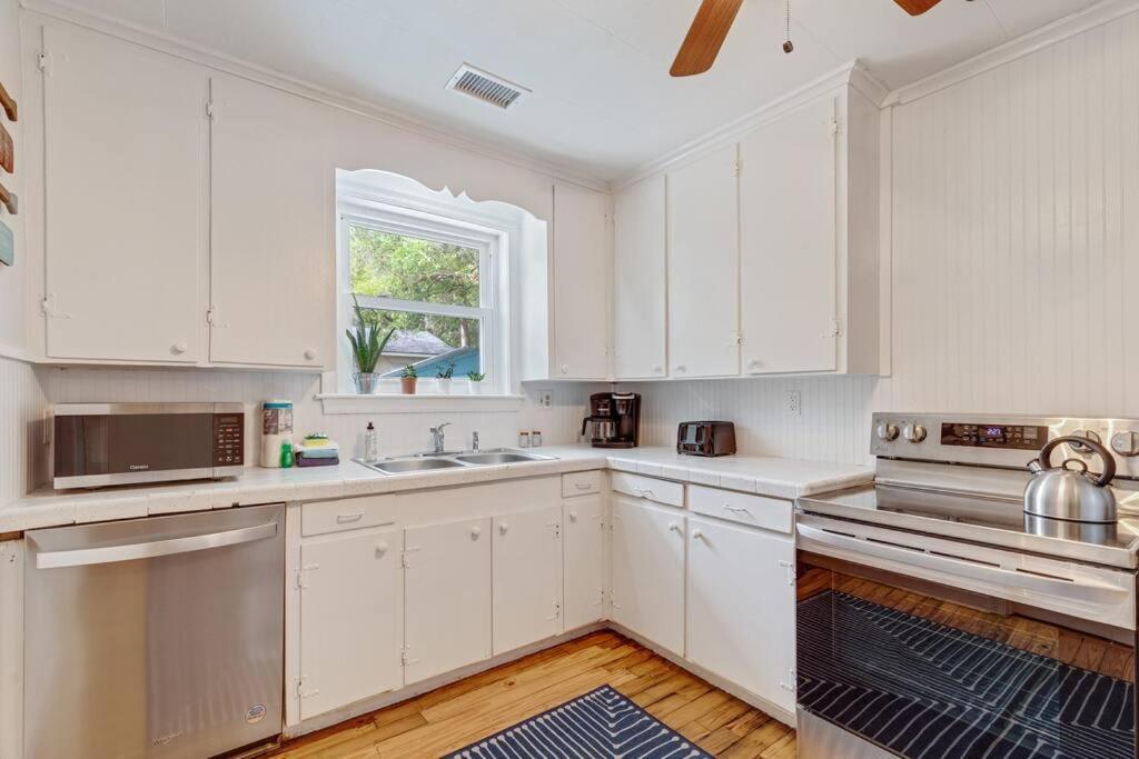 Holiday home 208 W Ashley - Location - 2 Mins To The Folly Beach