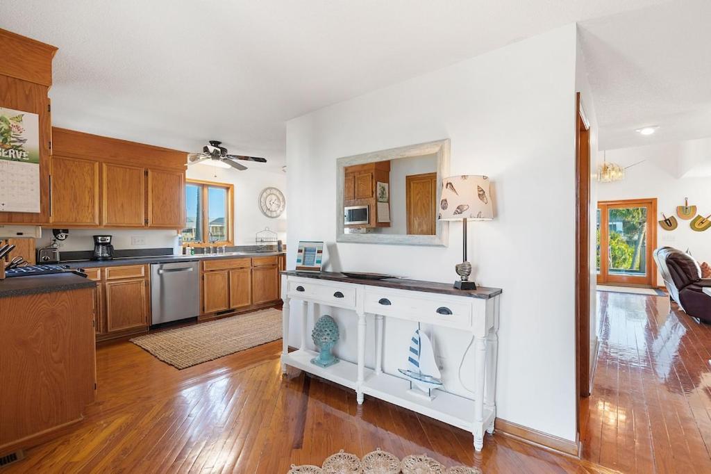 1511 Forrest Ave - Sea Caught The Katy - Private Pool- Ocean View Holiday home *