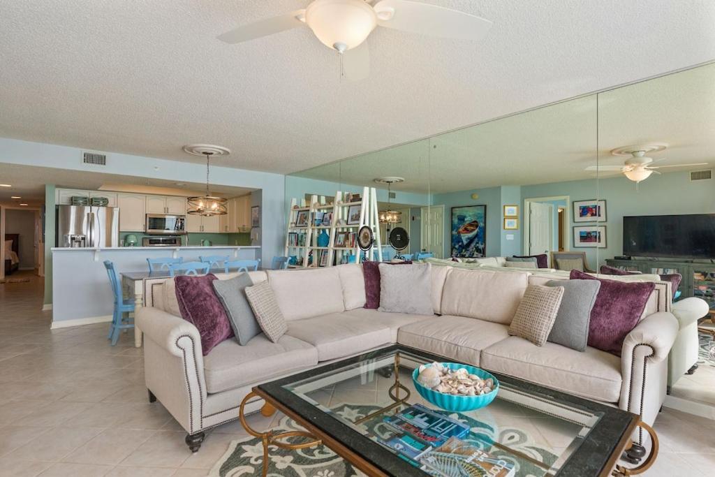 Holiday home 408 Cov Atlantic Breeze Oceanfront Floor 2 Pools *