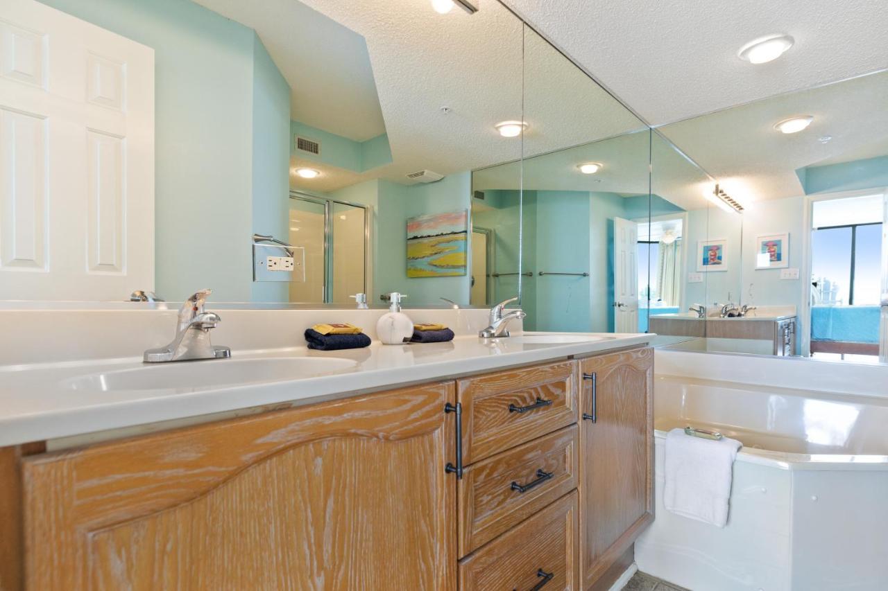 Holiday home 408 Cov Atlantic Breeze Oceanfront Floor 2 Pools
