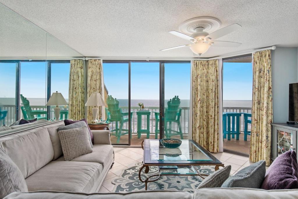 Holiday home 408 Cov Atlantic Breeze Oceanfront Floor 2 Pools *