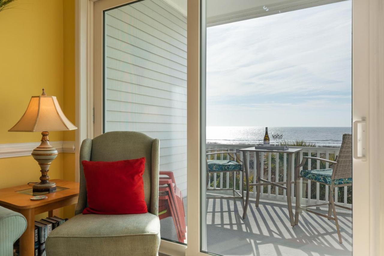 Seacoast 2 Ocean View 2 Blocks From Center Street Folly Beach