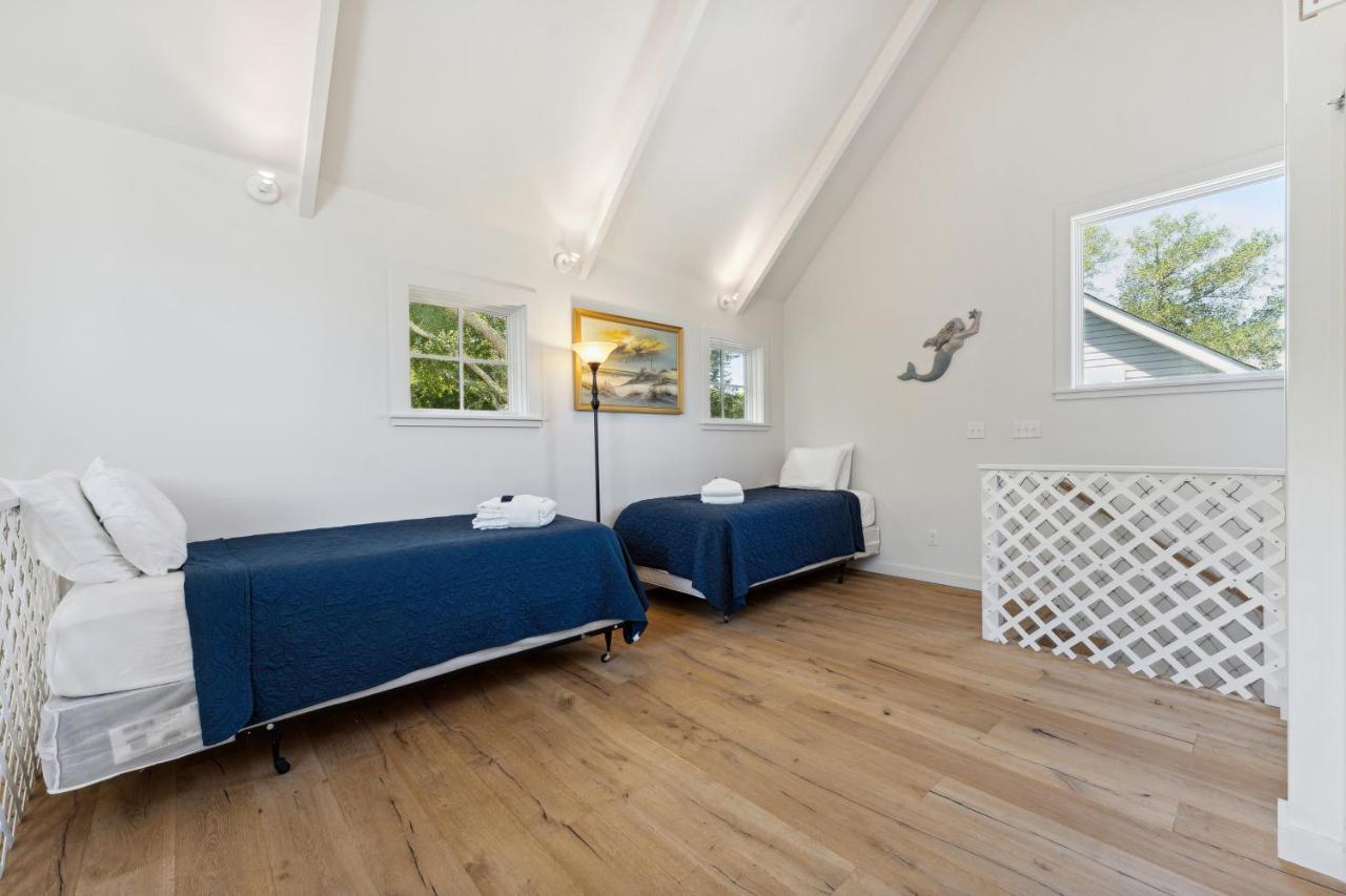 213 W Indian - Unique Pool House -central Location * Folly Beach