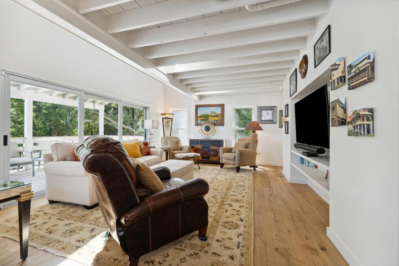 213 W Indian - Unique Pool House -central Location Holiday home
