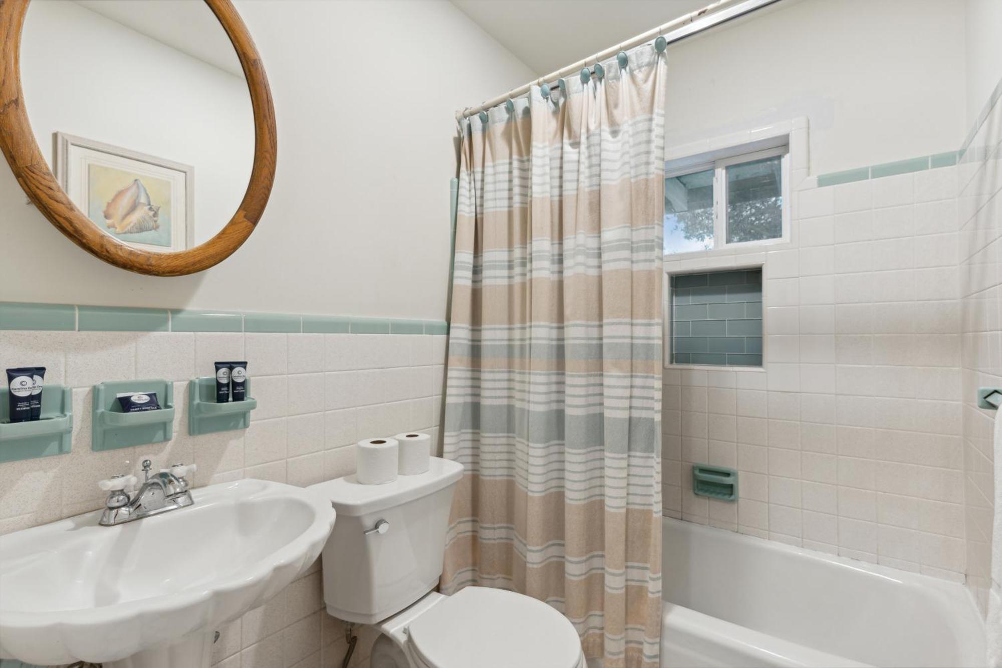 Holiday home Coastal Treasure