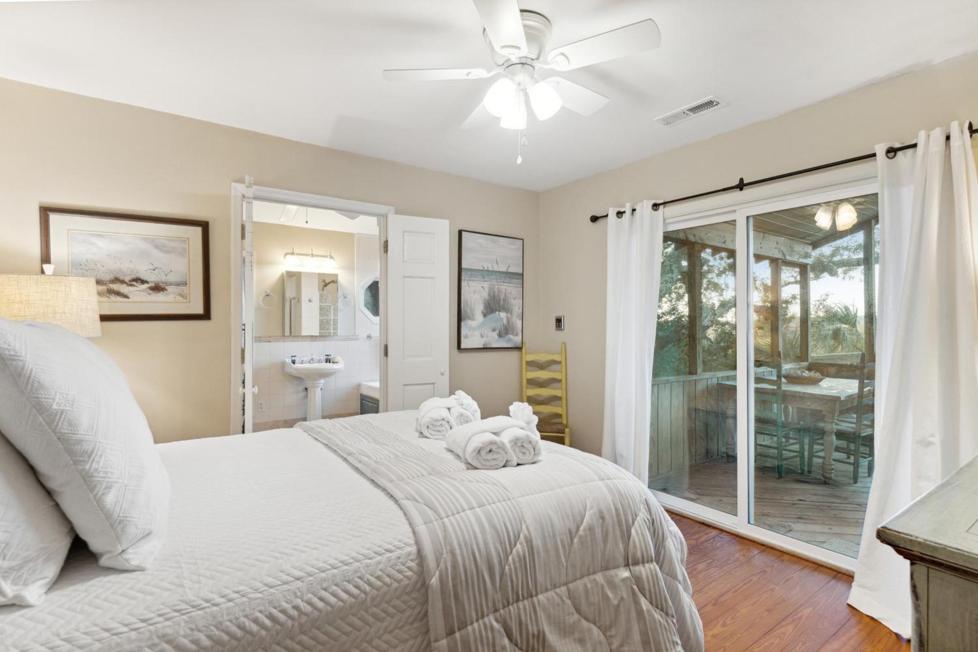 Holiday home Coastal Treasure