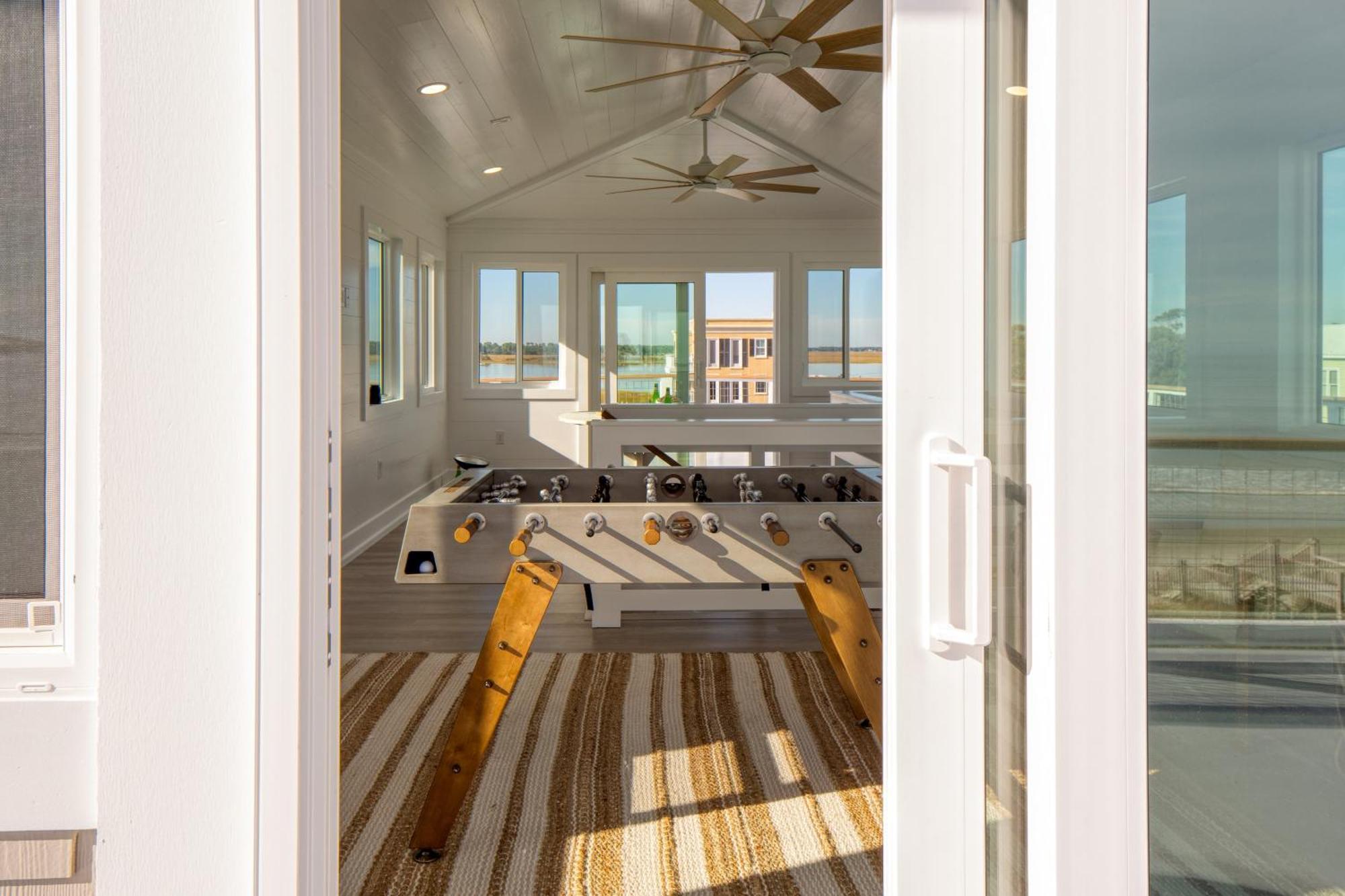 Oceans Eye By Avantstay Beach Front W Roof Top Pool Putting Green Holiday home Folly Beach