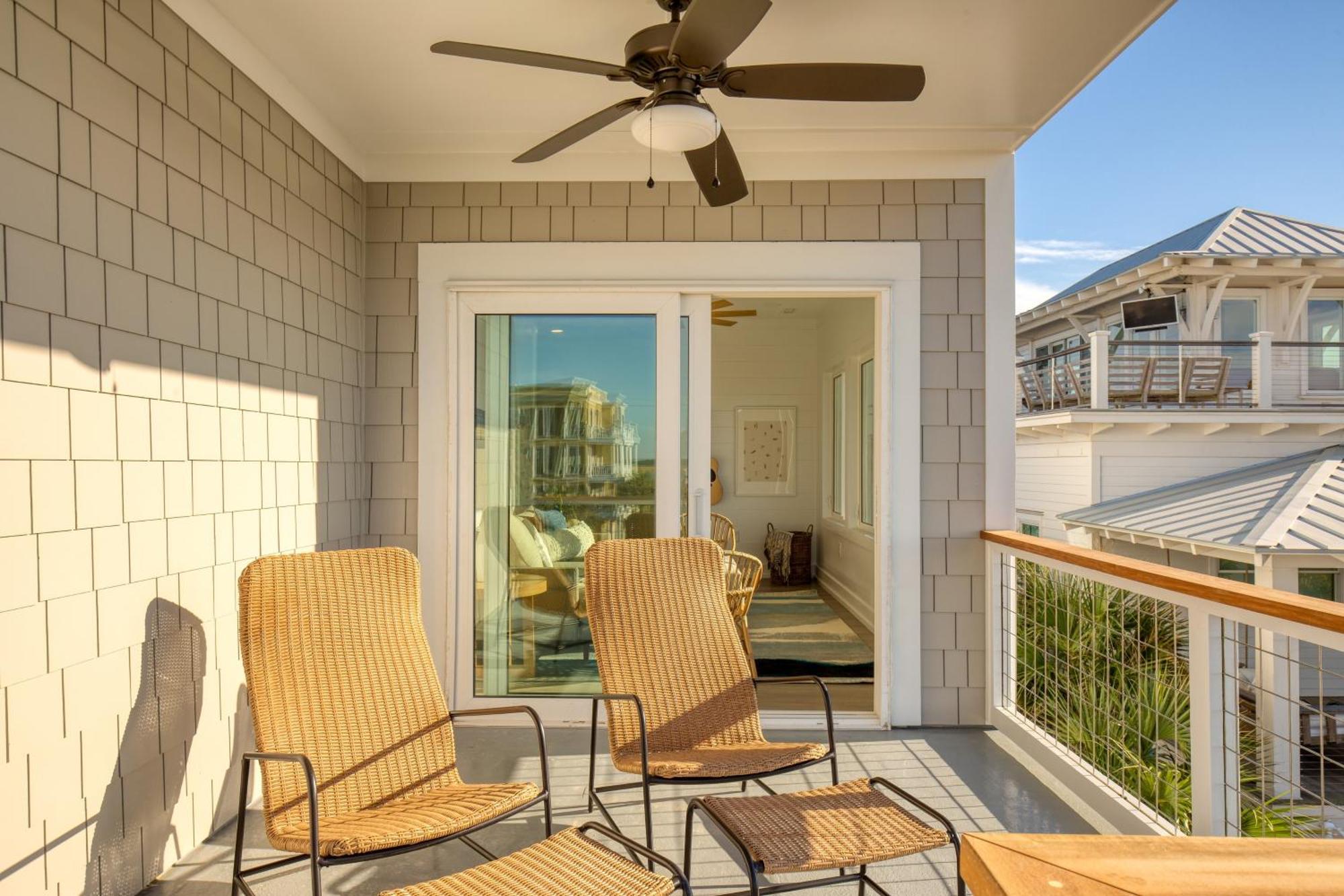 Oceans Eye By Avantstay Beach Front W Roof Top Pool Putting Green Folly Beach