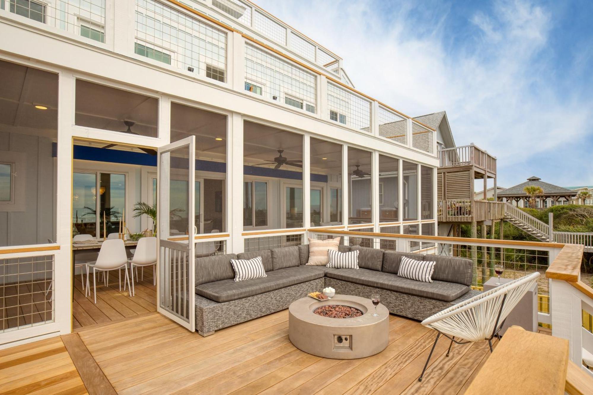 Oceans Eye By Avantstay Beach Front W Roof Top Pool Putting Green Holiday home