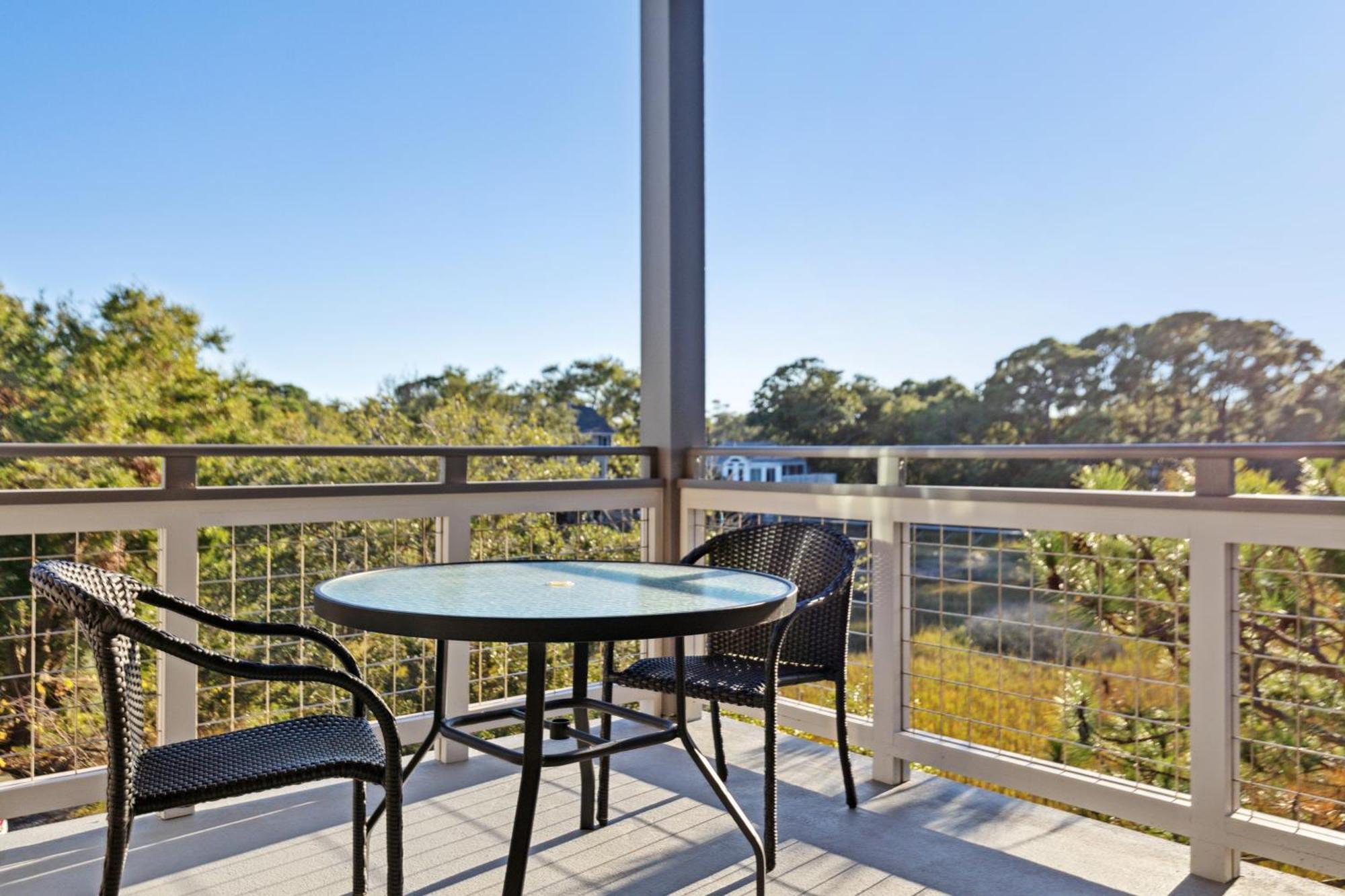 Folly With Marsh And Sunset Views Hotel