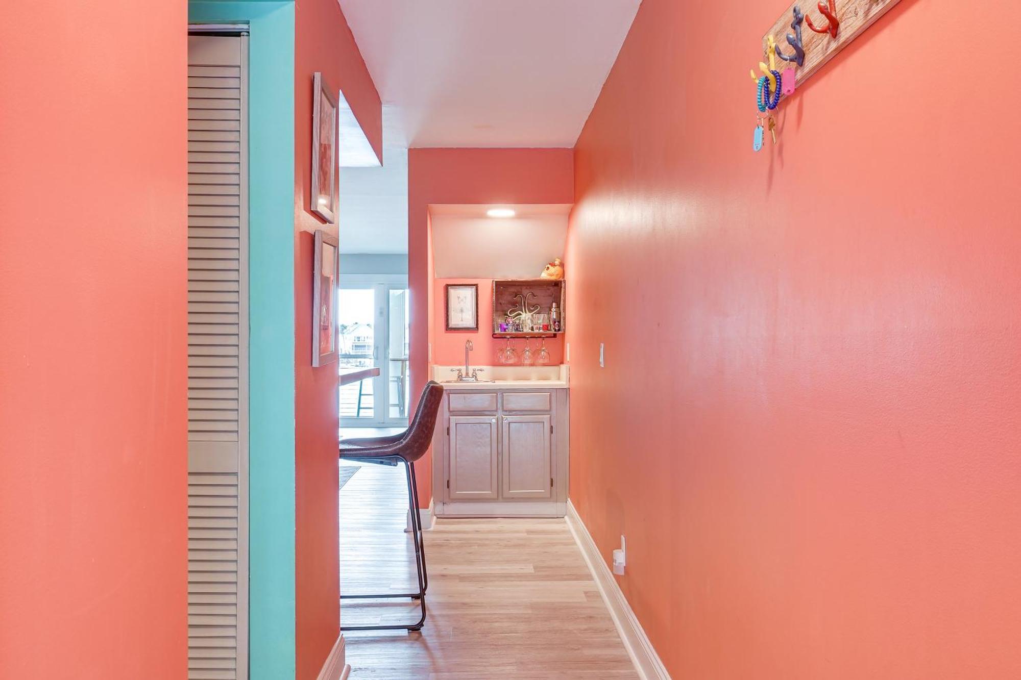 Apartment Retreat With Pool Access And River Views! Folly Beach