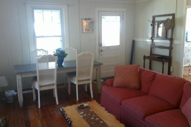 306 E Arctic Ave. Holiday home
