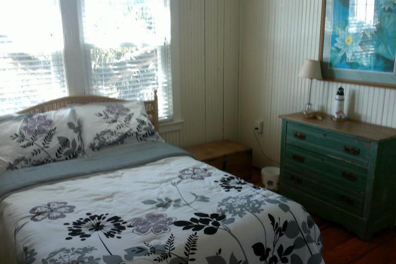 306 E Arctic Ave. *