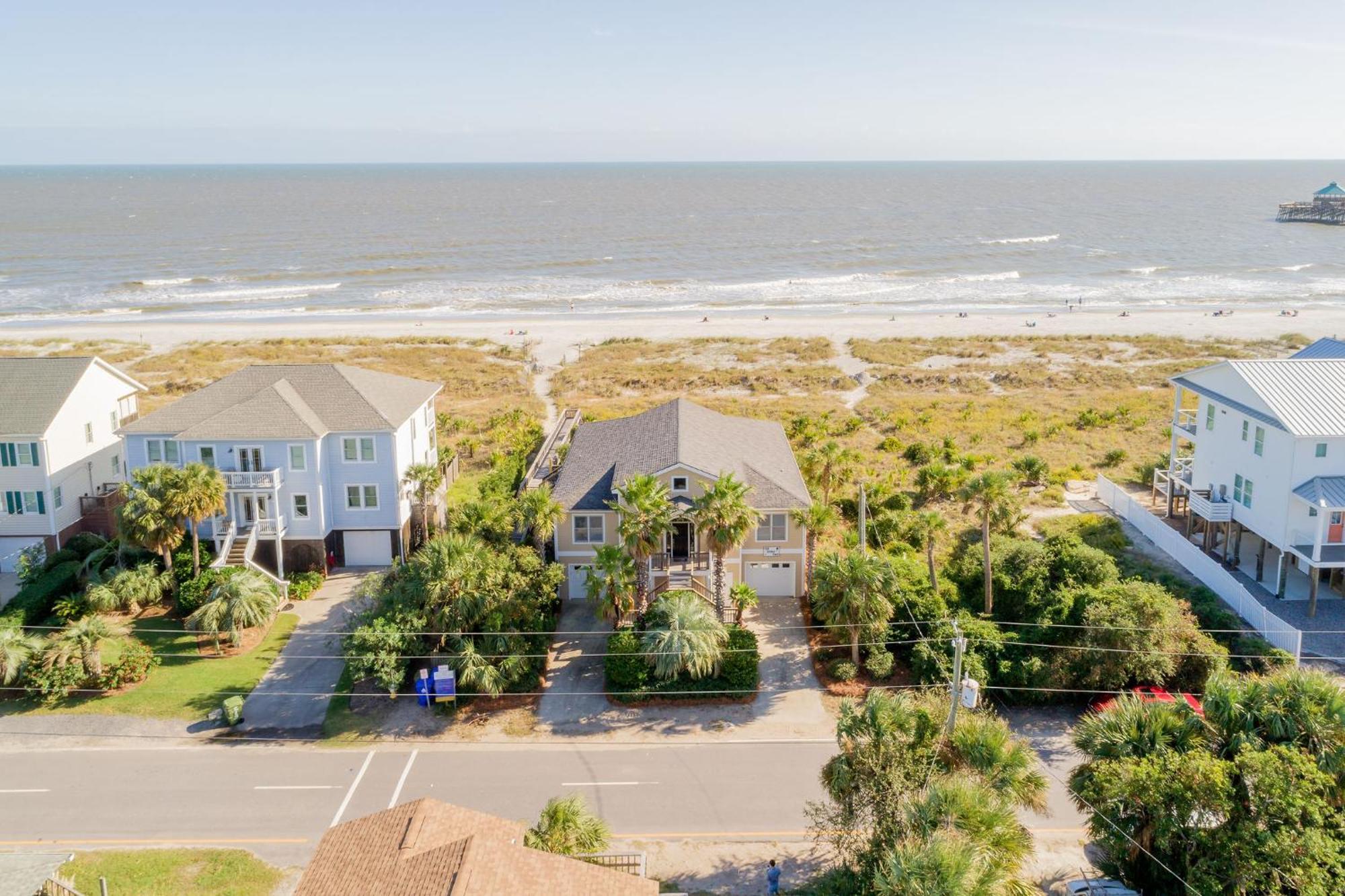 211 E Arctic - Tee Fore Two - Oceanfront - 4 Bedrooms * Folly Beach
