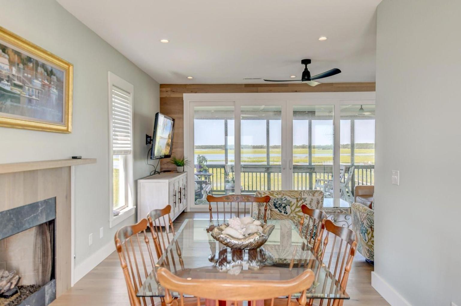 1568 East Ashley Holiday home *