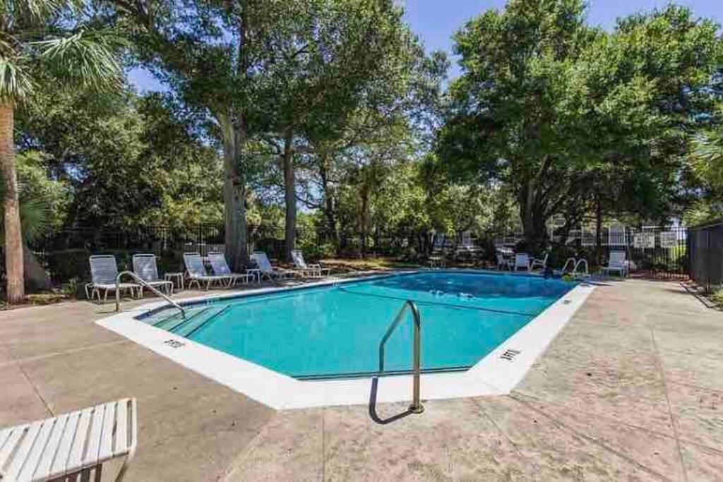 Charming Quiet 1 Bd Apartment
