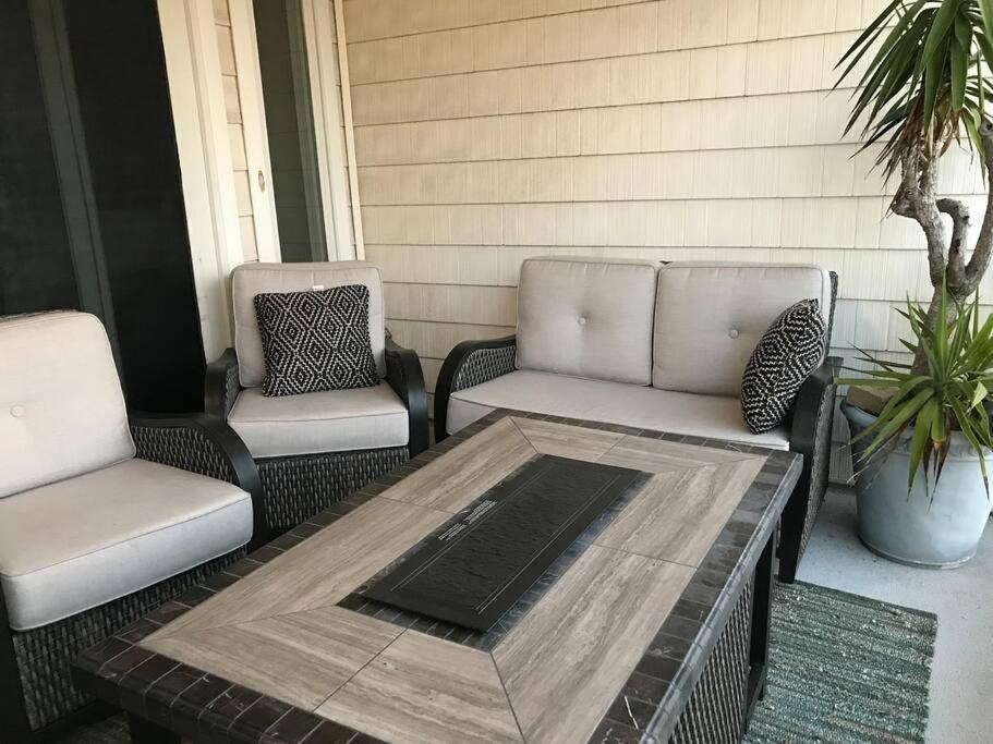 Holiday home San Souci By The Sea - Your Folly Oasis Folly Beach