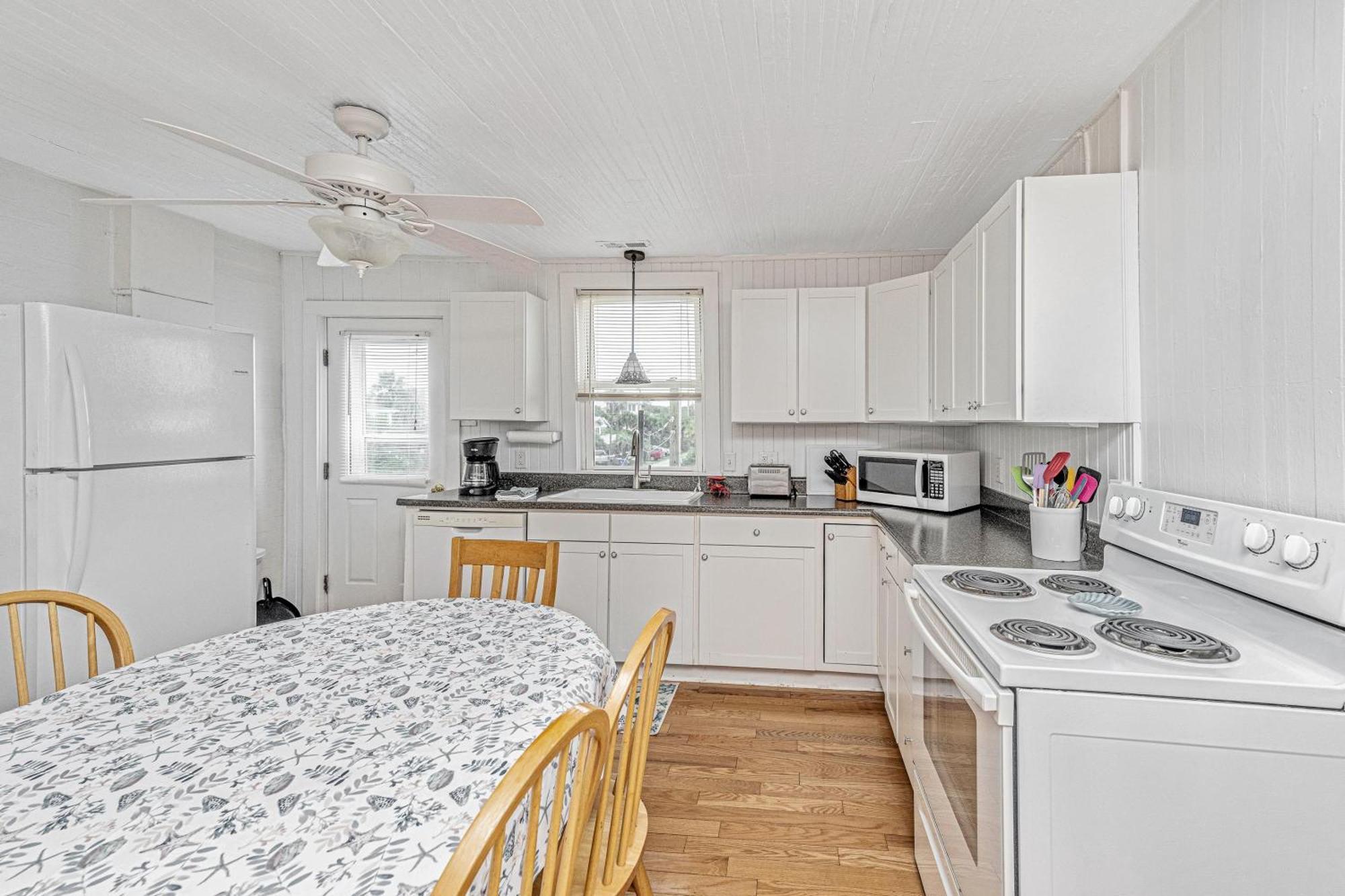 Maggie's Oceanfront Getaway *