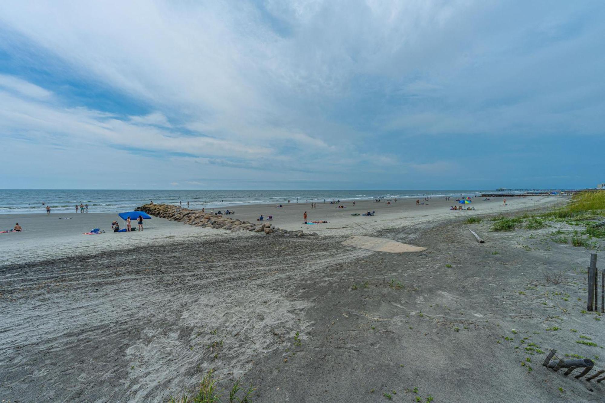 Maggie's Oceanfront Getaway Folly Beach